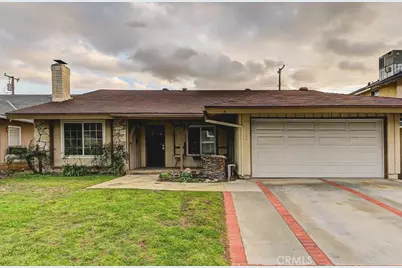19526 Babington, Canyon Country, CA 91351 - Photo 1