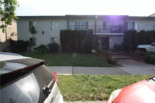 7524 Haskell, Van Nuys, CA 91406 - Photo 2