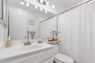 26047 Palomita, Valencia, CA 91355 - Photo 22