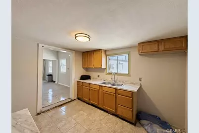 328 N Helena, Ridgecrest, CA 93555 - Photo 4