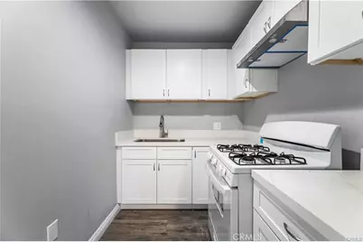 3786 Dublin, Los Angeles, CA 90018 - Photo 22