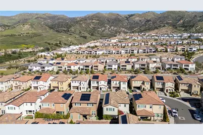 20742 Pine Cone Circle, Porter Ranch, CA 91326 - Photo 52