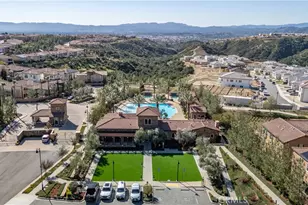 20742 Pine Cone Cir, Porter Ranch, CA 91326 - Photo 40