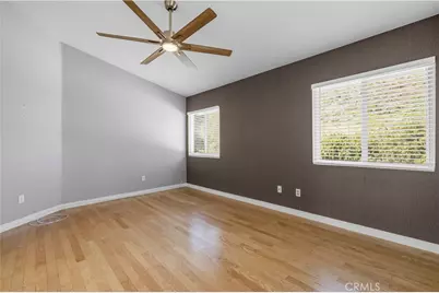 28245 Stonington, Saugus, CA 91350 - Photo 40