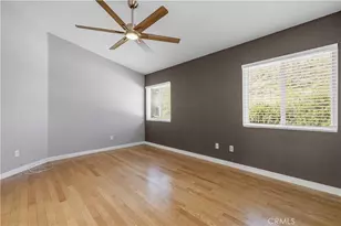 28245 Stonington, Saugus, CA 91350 - Photo 40