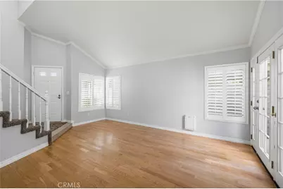 28245 Stonington, Saugus, CA 91350 - Photo 12