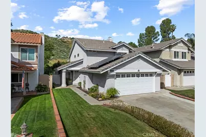 28245 Stonington, Saugus, CA 91350 - Photo 2