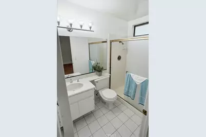19950 Avenue Of The Oaks, Newhall, CA 91321 - Photo 12