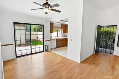 19950 Avenue Of The Oaks, Newhall, CA 91321 - Photo 6