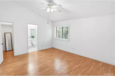 19950 Avenue Of The Oaks, Newhall, CA 91321 - Photo 10