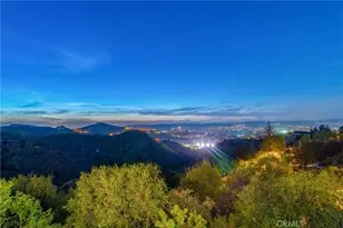 22535 Blueridge Ct, Calabasas, CA 91302 - Photo 2