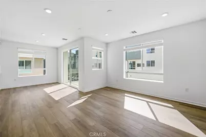 9427 N Sepulveda Blvd. #5, North Hills, CA 91343 - Photo 12