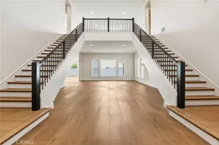 10542 Wood Briar Ct, Chatsworth, CA 91311 - Photo 2