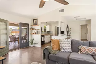 2041 Lupin St, Simi Valley, CA 93065 - Photo 10