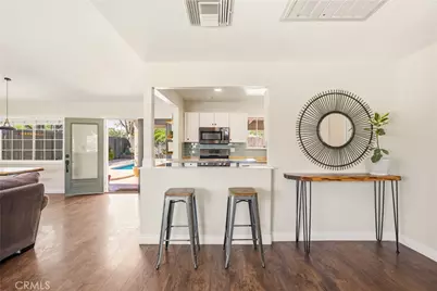 2041 Lupin Street, Simi Valley, CA 93065 - Photo 4