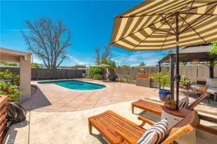 2041 Lupin St, Simi Valley, CA 93065 - Photo 20