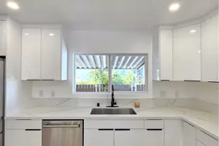 1113 Mohawk, Topanga, CA 90290 - Photo 4