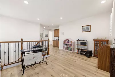 19721 Mathilde, Saugus, CA 91350 - Photo 46