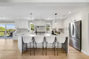 23202 Aetna St, Woodland Hills, CA 91367 - Photo 8