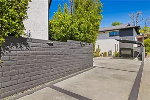 23202 Aetna St, Woodland Hills, CA 91367 - Photo 54