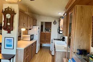 21001 Plummer Street, Chatsworth, CA 91311 - Photo 14