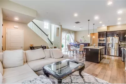 20310 Paseo Los Arcos, Porter Ranch, CA 91326 - Photo 2