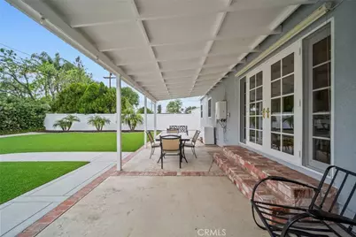 22907 Leonora, Woodland Hills, CA 91367 - Photo 24