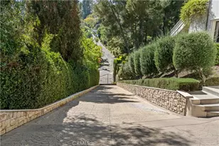 1210 Chantilly, Los Angeles, CA 90077 - Photo 40