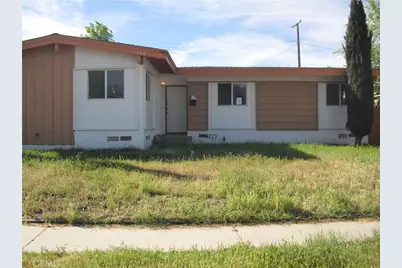 724 W Avenue H10, Lancaster, CA 93534 - Photo 2