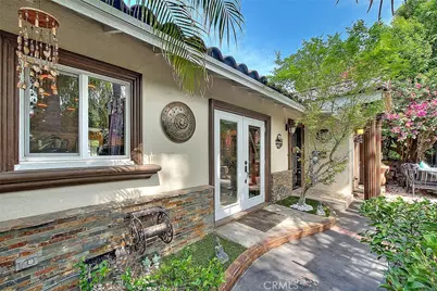 17419 Cohasset, Lake Balboa, CA 91406 - Photo 1
