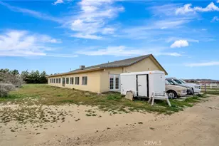 7306 W Ave A 8, Lancaster, CA 93536 - Photo 42