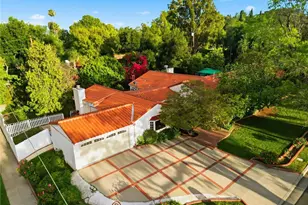 5220 Collier Pl, Woodland Hills, CA 91364 - Photo 8