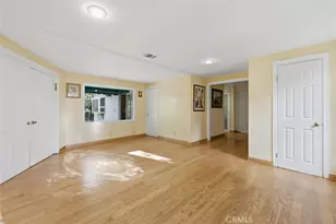 5220 Collier Pl, Woodland Hills, CA 91364 - Photo 46