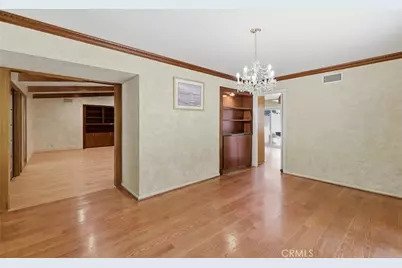 5220 Collier Place, Woodland Hills, CA 91364 - Photo 20