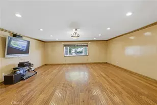 5220 Collier Pl, Woodland Hills, CA 91364 - Photo 16