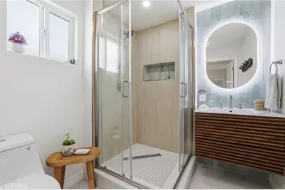 6035 Case, North Hollywood, CA 91606 - Photo 32