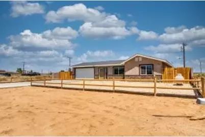 19848 Taylor, California City, CA 93505 - Photo 2