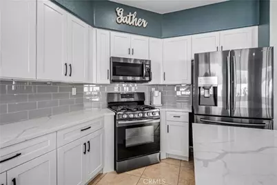 7337 Ridge View, Lancaster, CA 93536 - Photo 10