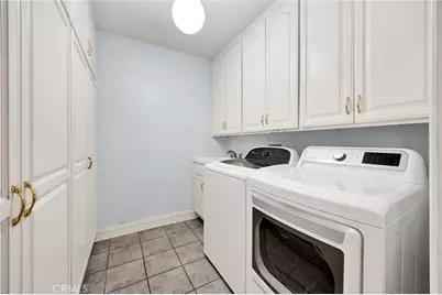 22309 Dolorosa, Woodland Hills, CA 91367 - Photo 32