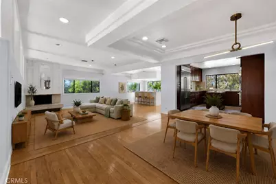 22309 Dolorosa, Woodland Hills, CA 91367 - Photo 12