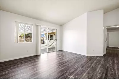 20426 Ermine, Canyon Country, CA 91351 - Photo 22