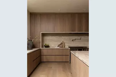 15202 Hesby Street, Sherman Oaks, CA 91403 - Photo 14