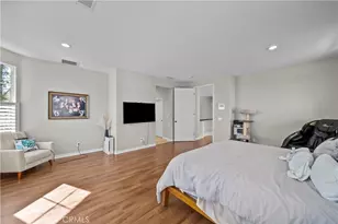 23912 Lakeside Rd, Valencia, CA 91355 - Photo 44