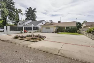 13424 Chandler, Sherman Oaks, CA 91401 - Photo 2