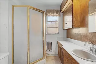 22337 Strathern St, Canoga Park, CA 91304 - Photo 6