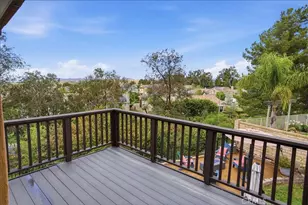 23325 Cuestport Dr, Valencia, CA 91354 - Photo 14