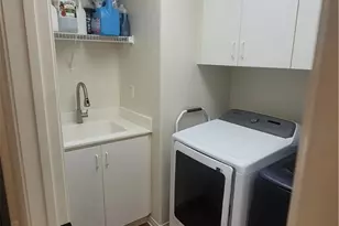 23325 Cuestport Dr, Valencia, CA 91354 - Photo 22