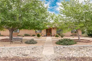 2212 W Ave O 8, Palmdale, CA 93551 - Photo 4