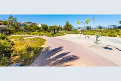 25140 Golden Maple Drive, Canyon Country, CA 91321 - Photo 52