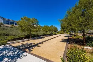 25140 Golden Maple Dr, Canyon Country, CA 91321 - Photo 40